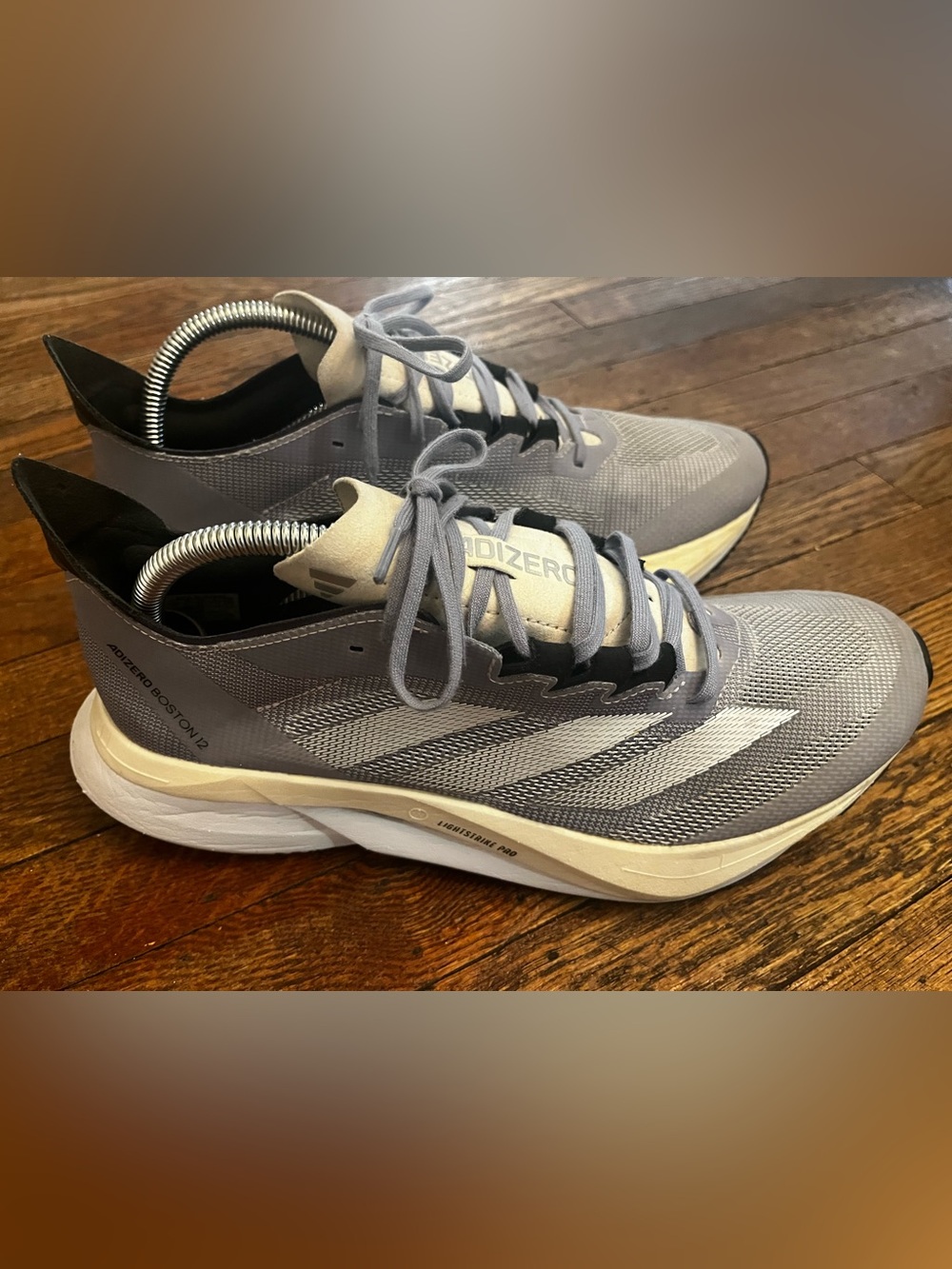 Adidas Adizero Boston 12 Men’s 10 Gray White Running Shoes Fast Lightweight 👟